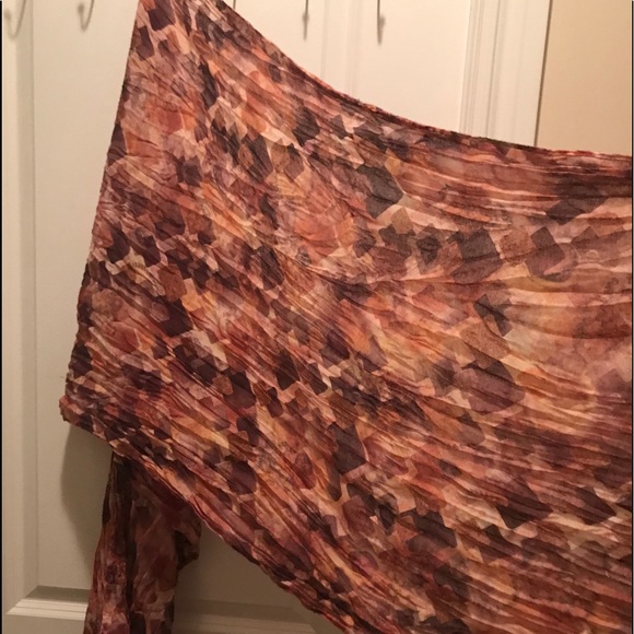 Scarf - Picture 1 of 2